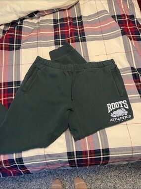 Roots Dark Green Sweatpants